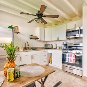 New - Pineapple Loft - Entire House Downtown With Ac Holiday home Hilo