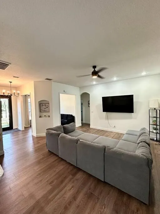 Hidden Gem In The Heart Of The City!! Tampa 0*,